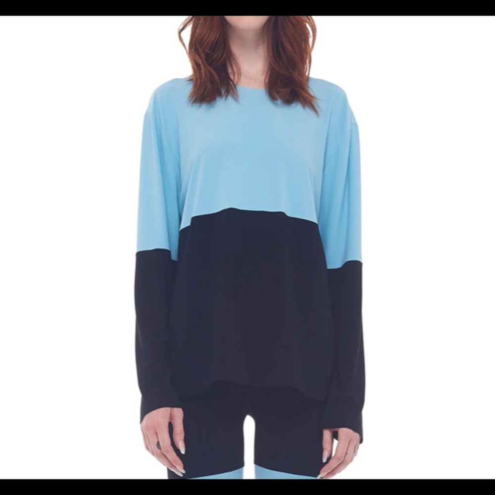 Norma Kamali size M Spliced Boyfriend Crew Neck Pullover Top